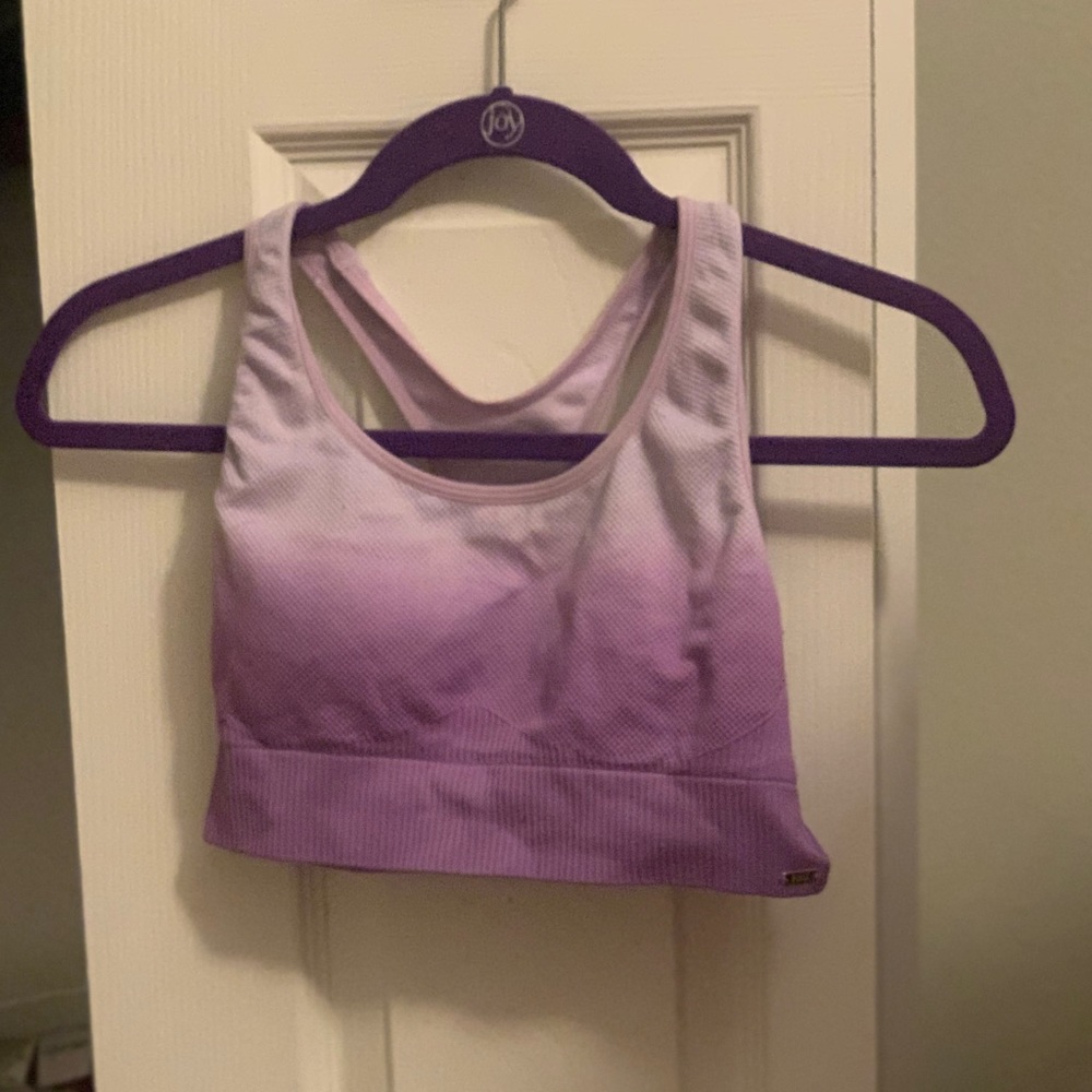 Sports bra